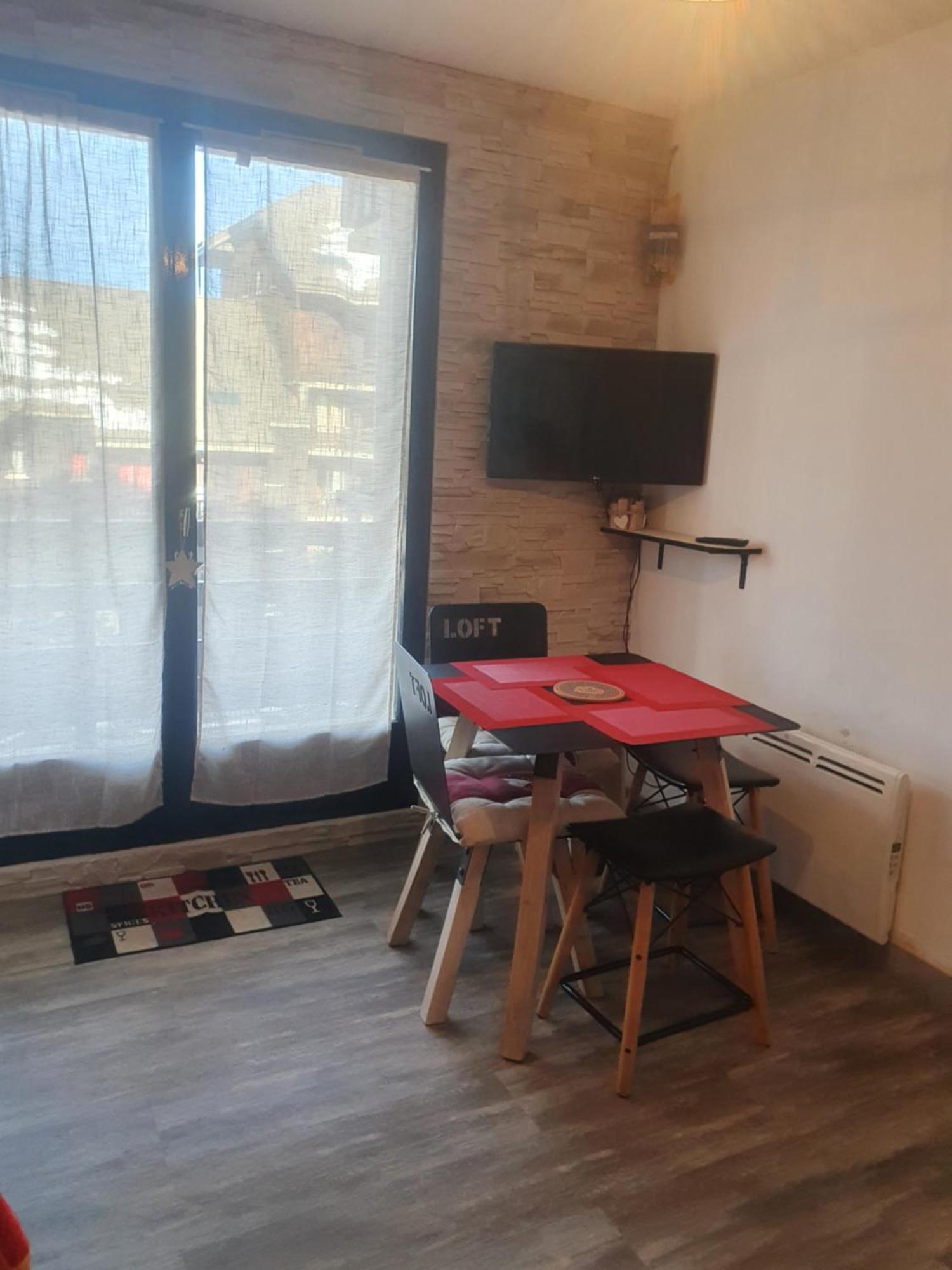 Appartement Centre Station Risoul 1850 Pied Des Pistes Le Villaret 2 Exterior photo